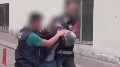 Kızını öldürmeye teşebbüs eden suç makinesi yakalandı