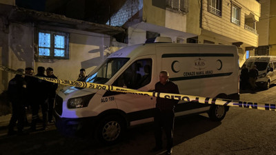 Baba anne ve 3 çocuğu ölü bulundu. İple boğulmuş