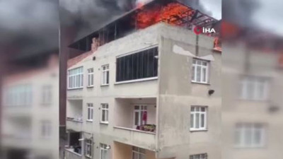 Esenyurt’ta çatı katı alevlere teslim oldu