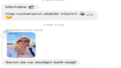 Sosyal medyasına gelen mesajlardan şarkı yaptı