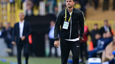 Burak Yılmaz küplere bindi