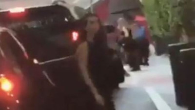 İran dini liderinin torunu dekolte elbiseyle görüntülendi. İran'da başka yurt dışında bambaşka