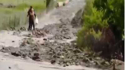 Batman’da sağanak heyelana neden oldu