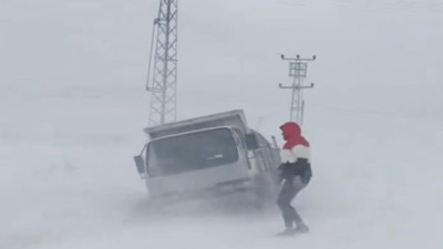 Mayıs ortasında Ardahan'da tipi