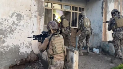 Ağrı’da dev uyuşturucu operasyonu