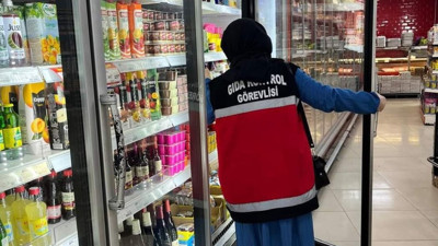 Marketlerde gıda denetimi yapıldı