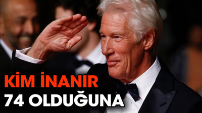 Richard Gere hiç yaşlanmamış