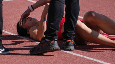 Bir anda yere yığıldı