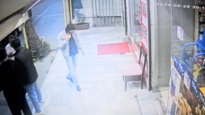 Küçükçekmece'de iş yerine ses bombalı saldırı: 2 yaralı