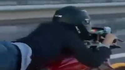 Yatarak kullandı gazı kökledi