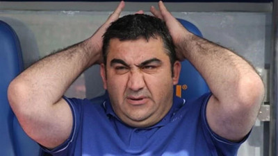 Ümit Özat faka bastı