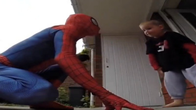 Kanser hastası olan 5 yaşındaki oğluna öyle bir sürpriz yaptı ki