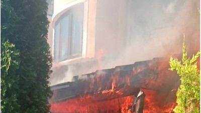 Villa alev alev yandı