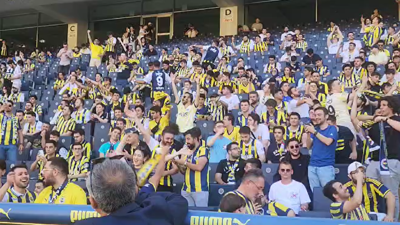 Fenerbahçe'den taraftarı coşturan Galatasaray göndermesi