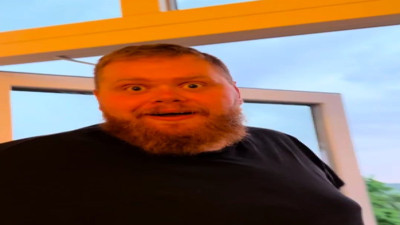 Mükemmel zamanlama. Şimşek öyle bir anda çaktı ki..