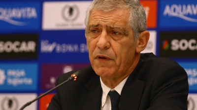 Fernando Santos imzayı attı