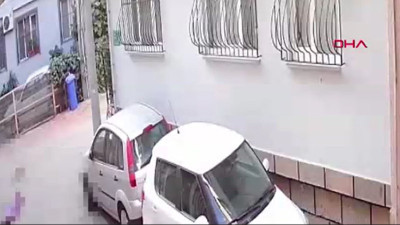 Bayram temizliği yaparken pencereden beton zemine çakıldı