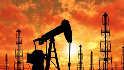 Petrolde gözler ABD’de stoklarında