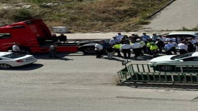 Düğün konvoyundaki tır sürücülerine ceza yağdı