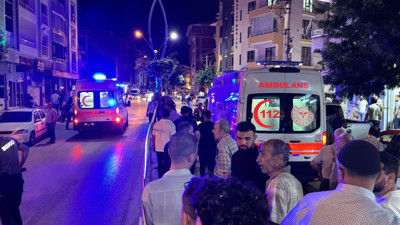 Lokantada yemek yerken silahlı saldırıya uğradılar