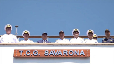 Bakan Güler Atatürk'ün 'manevi mirası' Savarona'da incelemelerde bulundu