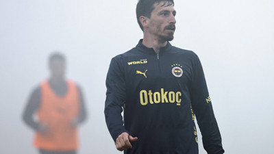 Mourinho Mert Hakan'ı komutan yaptı