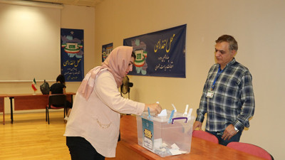 İran sandık başında! Reisi'nin halefi kim olacak?