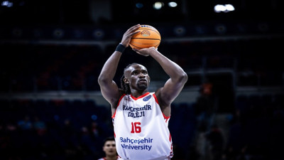 Karşıyaka transfere doymuyor