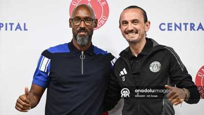 Anelka Tuncay Şanlı'yı transfer etti