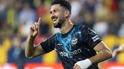 Emre Akbaba bombası. Yeni takımı