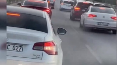 Yine düğün konvoyu yine trafik!