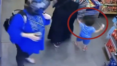 Marketteki küçük çocuğu kaçırmaya mı çalıştı?