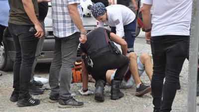 Husumetlisini yolda görünce tabancayla vurdu