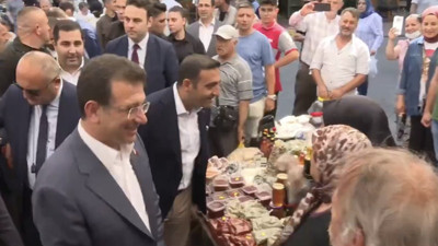 Yaşlı teyzeden İmamoğlu'na 'Sen televizyondakine benzemiyorsun'