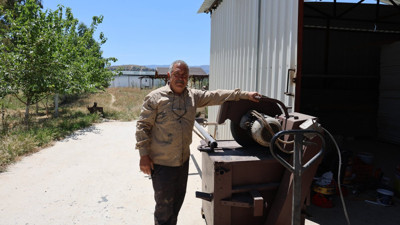 10 kişinin yapacağı işi tek başına yarım günde yapıyor. Tekerleklisini icat etti