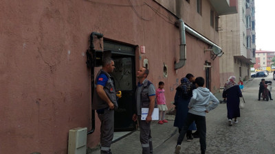 Son nefesini banyoda verdi