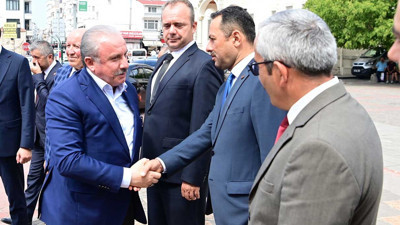 Mustafa Şentop nerede?