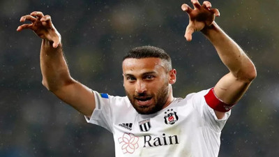 Cenk Tosun Fenerbahçe ile anlaştı