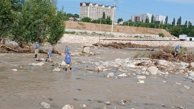 Kırgızistan’daki selde 4 kişi öldü
