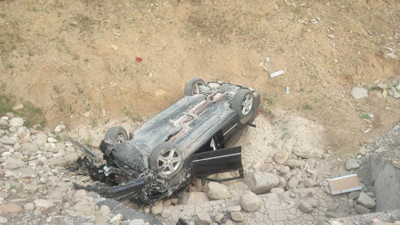 Otomobil şarampole yuvarlandı: 2 yaralı (16 Temmuz 2024)