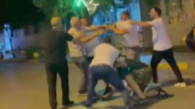 Sokakta yumruklar konuştu