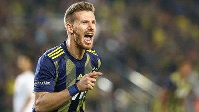 Serdar Aziz anlaştı. İmzalar atılıyor