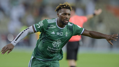 Fenerbahçe Allan Saint-Maximin'in maliyetini açıkladı