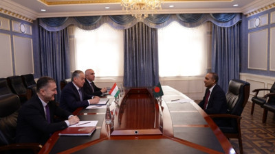 Tacikistan Dışişleri Bakanı, Bangladeş elçisiyle görüştü