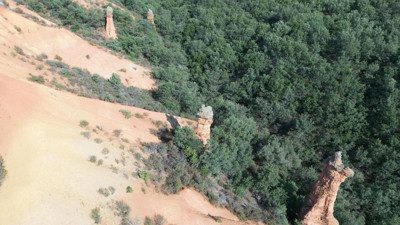 Tesadüfen peri bacalarını buldu