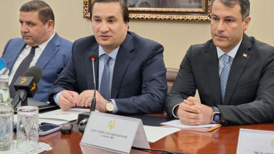 Rusya üç binden fazla Tacik'i sınır dışı etti