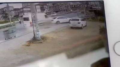 Düzce’de ehliyetsiz İngiliz vatandaşı cenaze aracıyla kaza yaptı