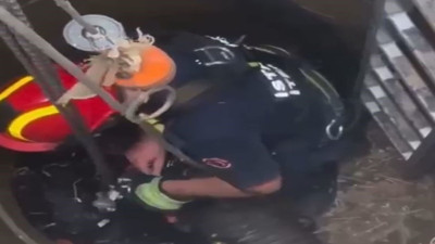 Kuyuya düşen keçiyi itfaiye kurtardı