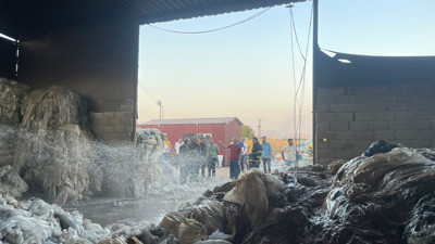 Fabrikada yangın çıktı