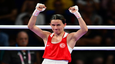 Milli boksörümüz Hatice Akbaş olimpiyat ikincisi